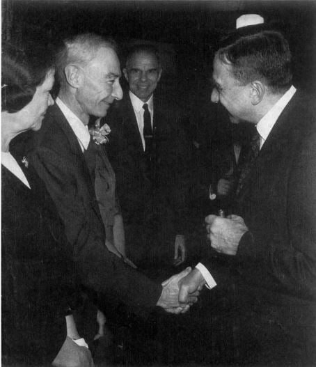 Una data di oggi: 2 Dicembre 1963.