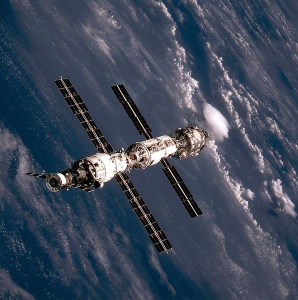 Una data di oggi: 4 Dicembre 1998.